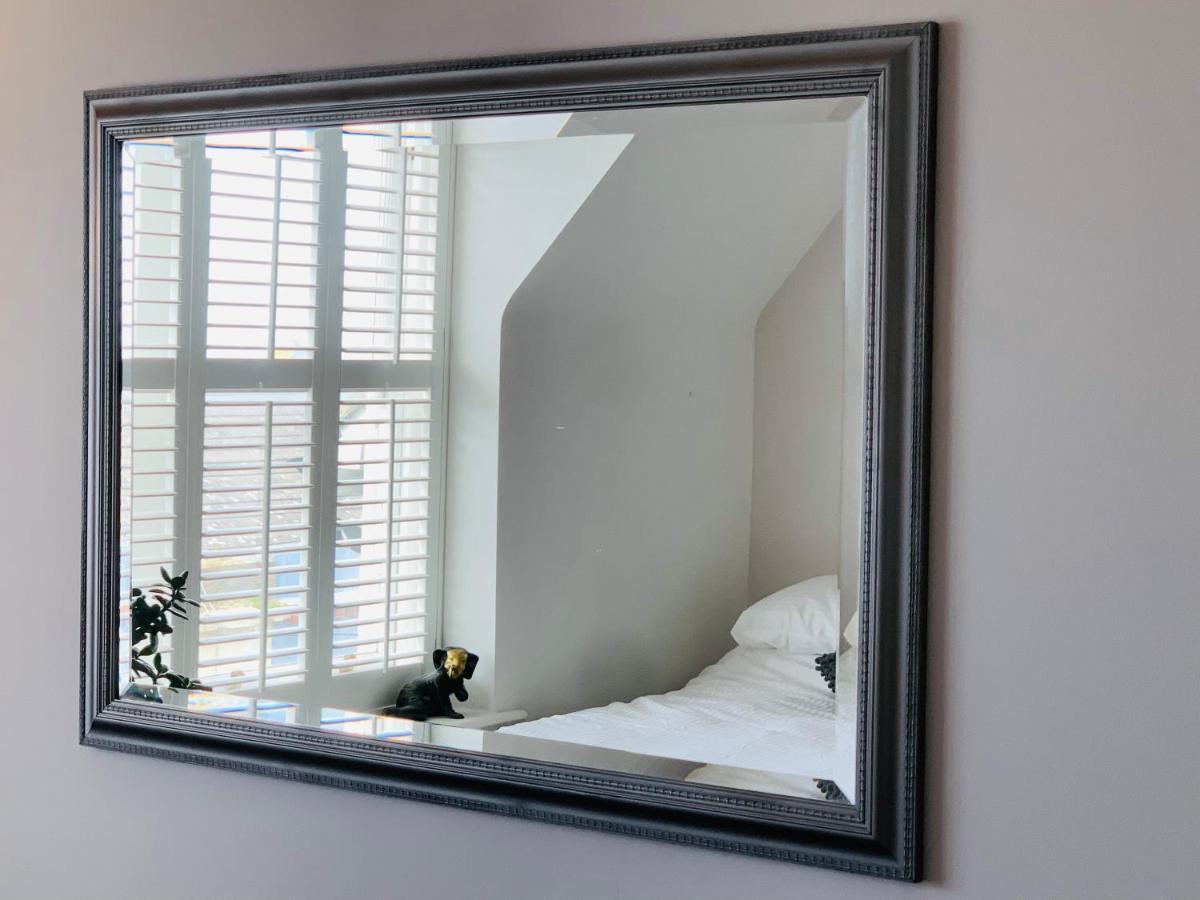 Penthouse Suite, Sea View, Close To Shops, Beach And Train St Leonards-on-Sea Exterior foto