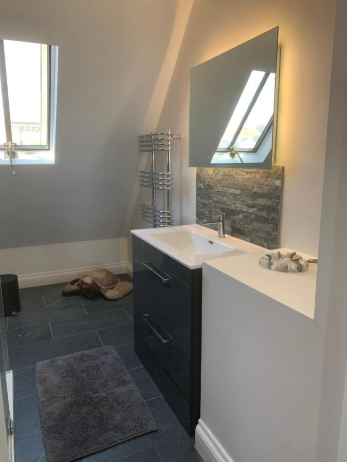Penthouse Suite, Sea View, Close To Shops, Beach And Train St Leonards-on-Sea Exterior foto